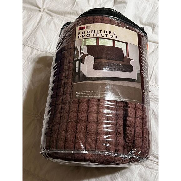 NIB Innovative Textile Solutions Puff Sofa Protecter, Slip Cover in Chocolate Fi - Picture 1 of 3